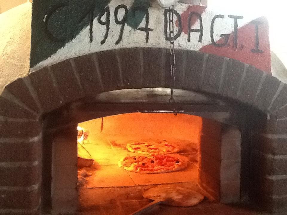 Guest house Pizzeria Pazza da Gianni Stein Am Rhein Esterno foto